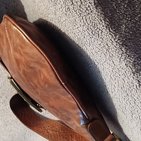 Leather Shoulder Bag EUC - Picture 5 of 7